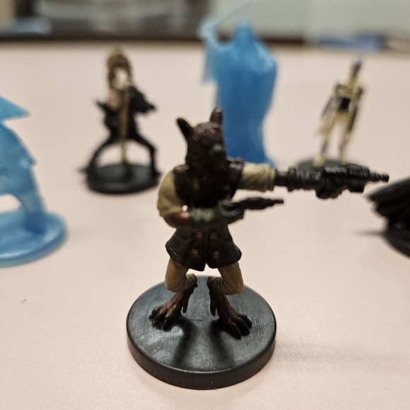 Star Wars mini figures 2005 - Picture 2 of 7